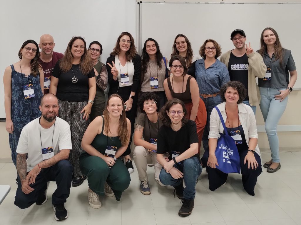 Foto ilustra participantes do evento associados ao Labjor.